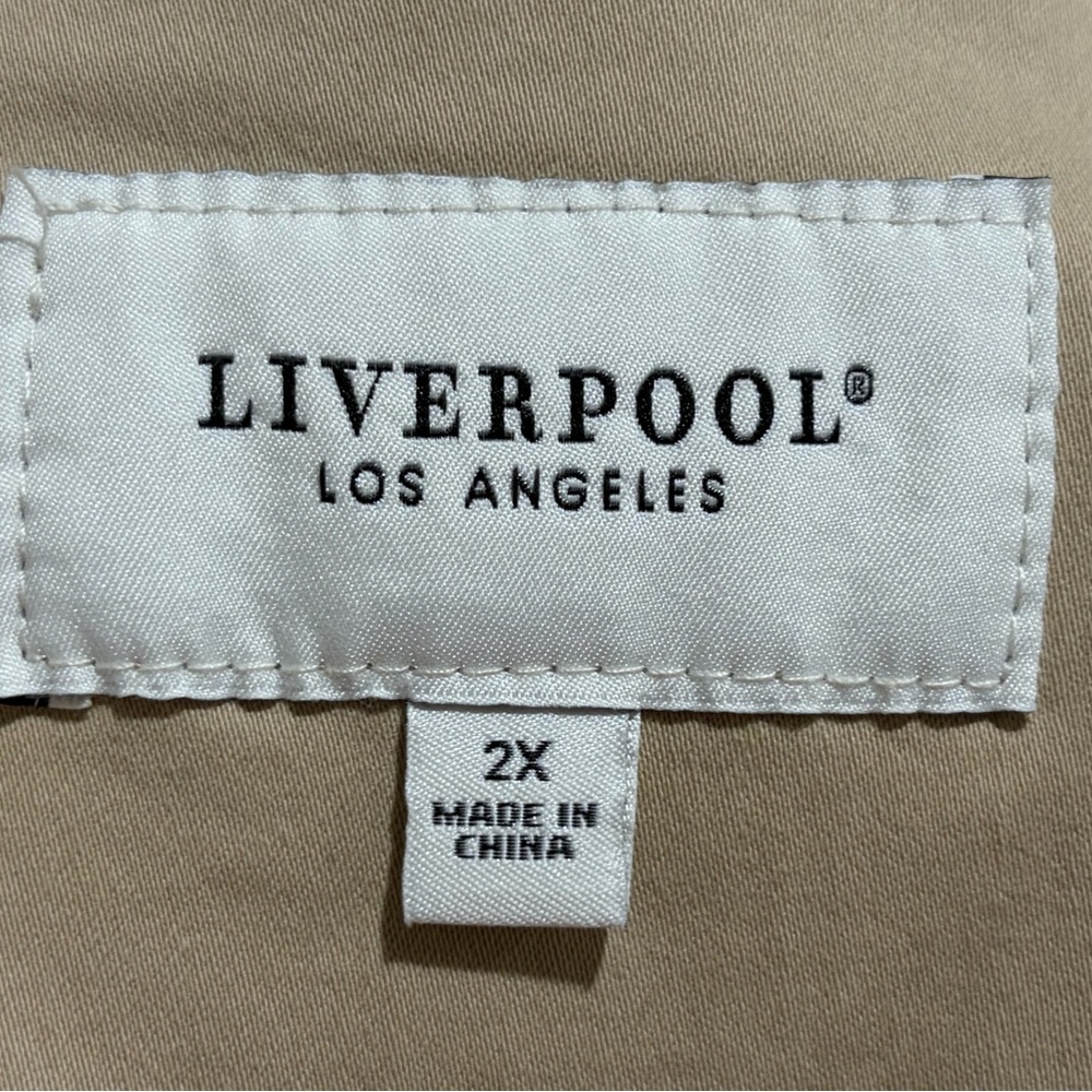 Liverpool Fitted Open Front Twill Blazer - Picture 15 of 16